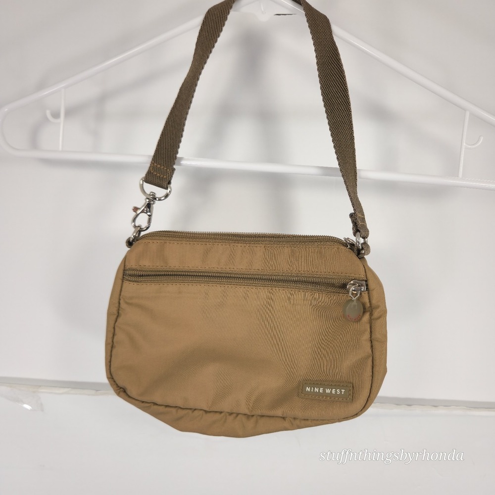 Nine West‎ Nylon Wristlet/Clutch Bag